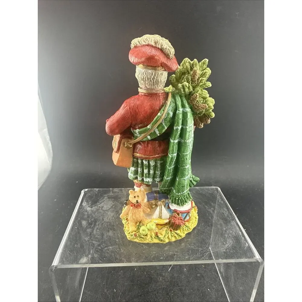 International Resources LLC international santas